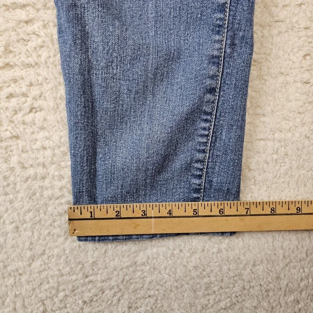 Bandolino‎ Selene Jeans Women's Size 4 Cropped Light Blue Denim Missy